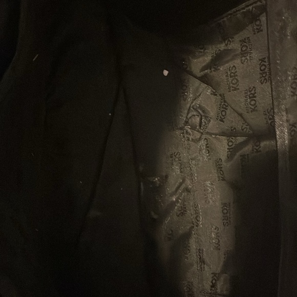 Large Michael Kors purse - Picture 7 of 8